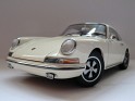 1:18 - Auto Art - Porsche - 911 S - Lightivory - Calle - 2
